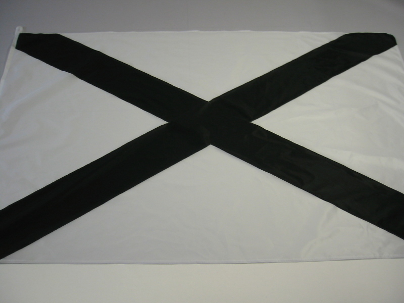 Hissfahne Fahne Flagge Groesse 100/150 Kreuz diagonal weiß-schwarz