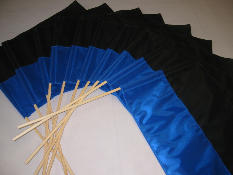Schwenkfahne mit Stock Größe 60/90 schwarz-blau